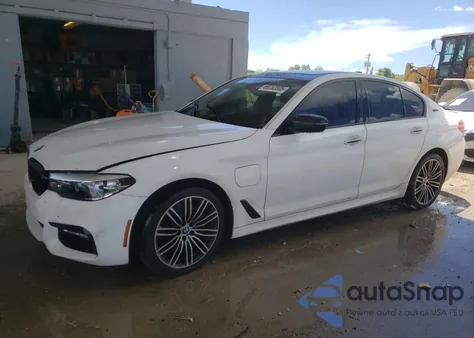 2018 BMW 530E из США, поврежденный, VIN WBAJA9C54JB034216